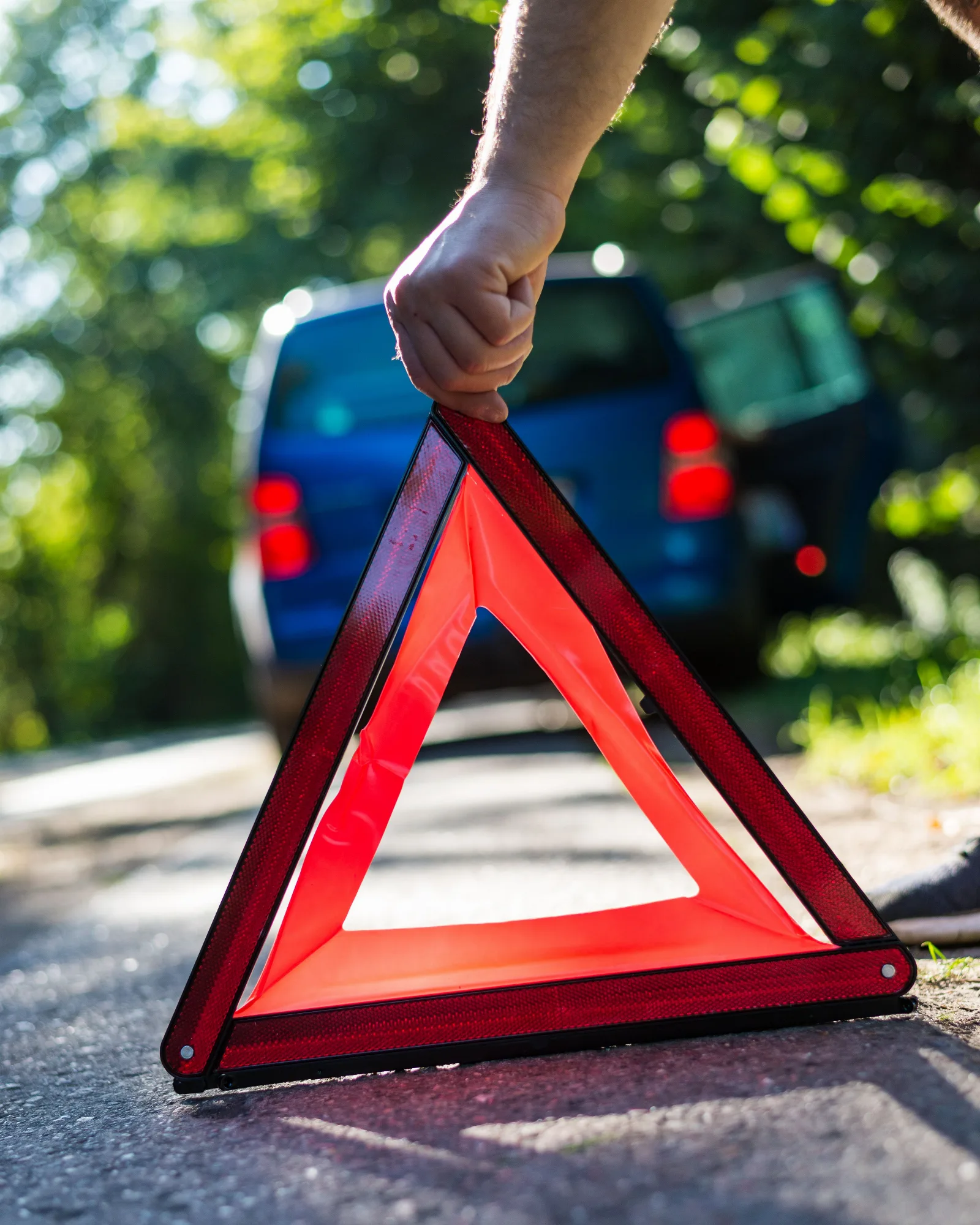 ¿Aún no tienes tu luz V16 de emergencia para el coche?